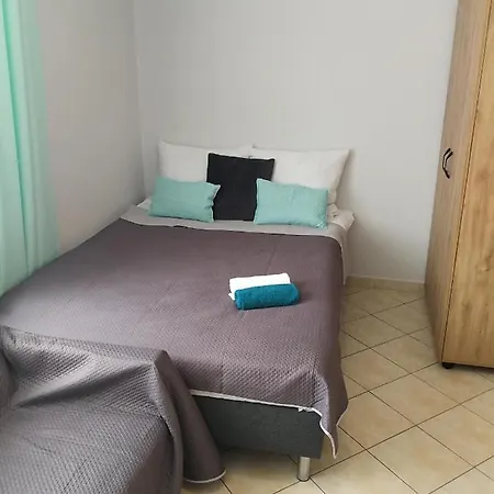בית אירוח Na Zlotych Wydmach דז'ווירז'ינו